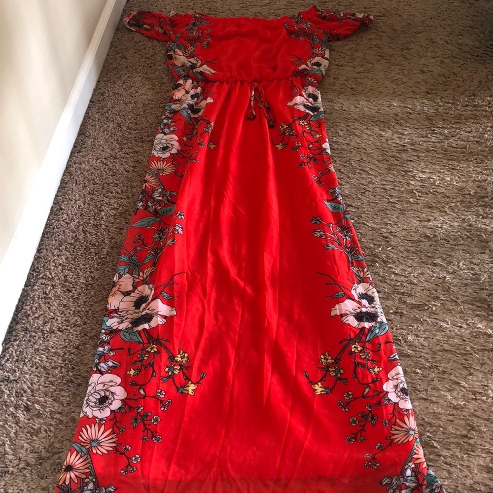 Beautiful deep orange/red dress